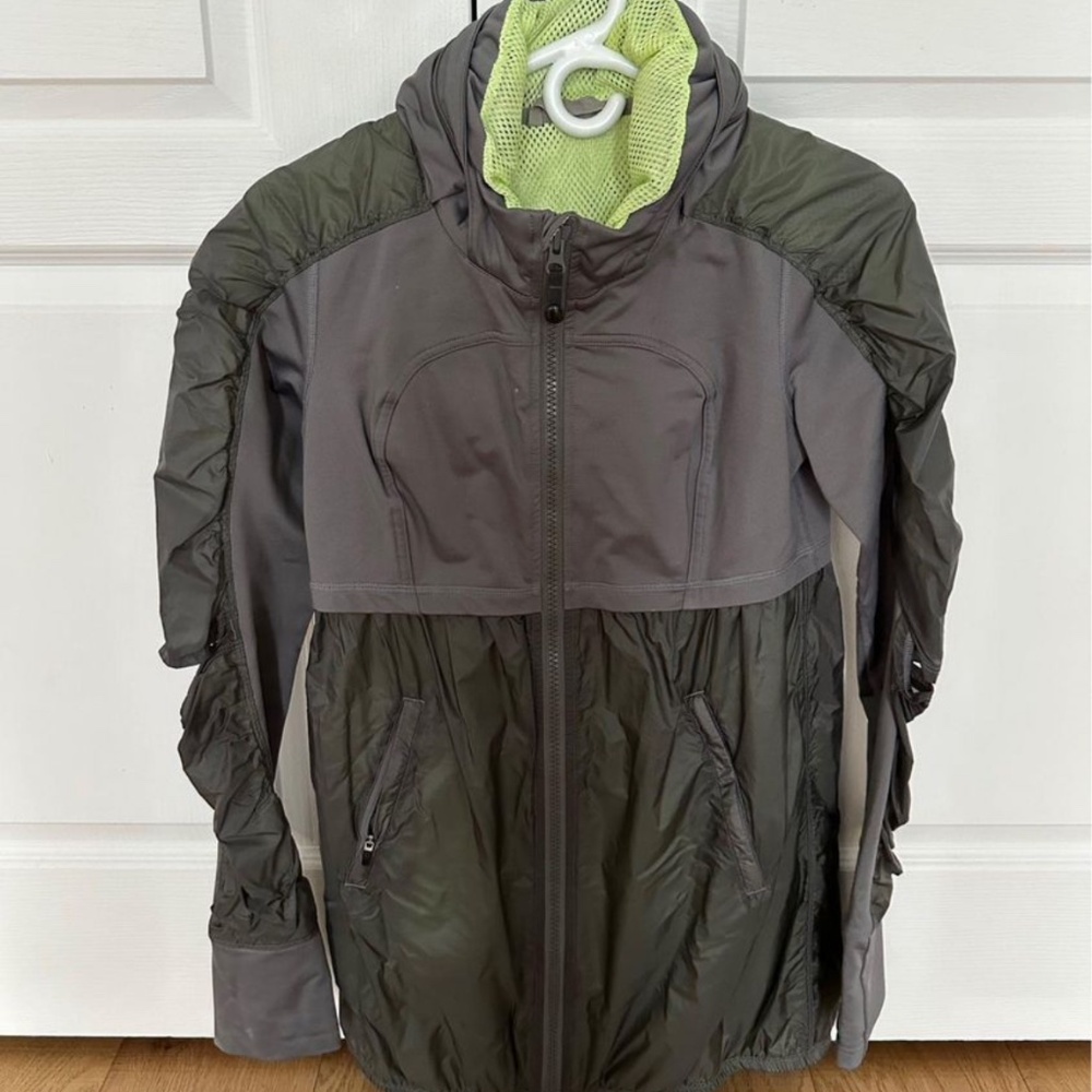 Lululemon light green and grey jacket